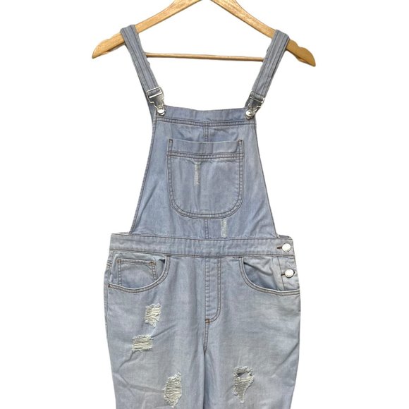 Forever 21 Junior Girl's Light Wash Ripped Leg Overalls Size 27 - Picture 4 of 12